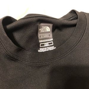 Men’s north face shirt